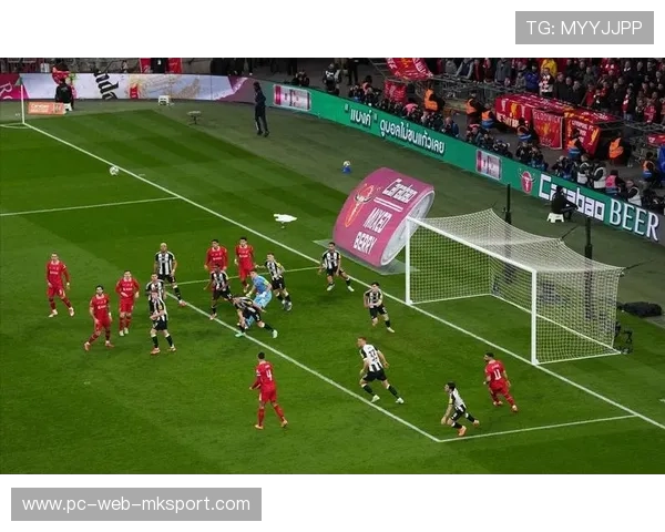 利物浦安菲尔德成伤心地，球迷要求变革