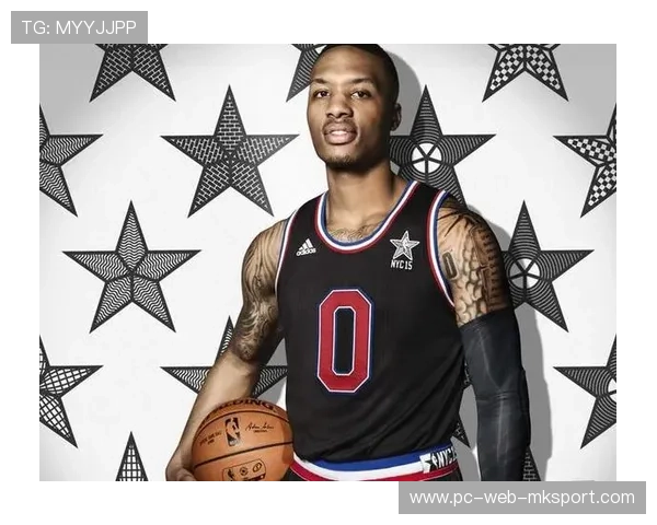 利拉德站在Logo附近