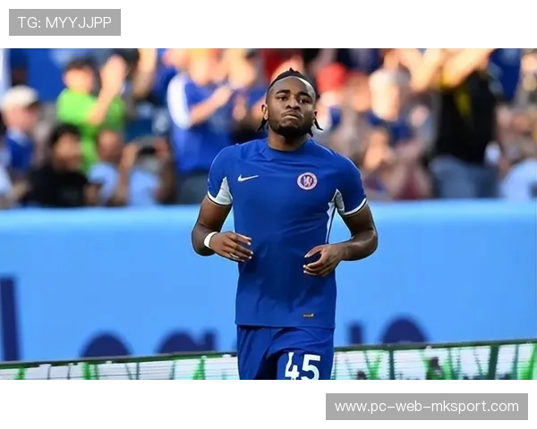 切尔西倒三角回做，恩昆库爆射掀翻球网